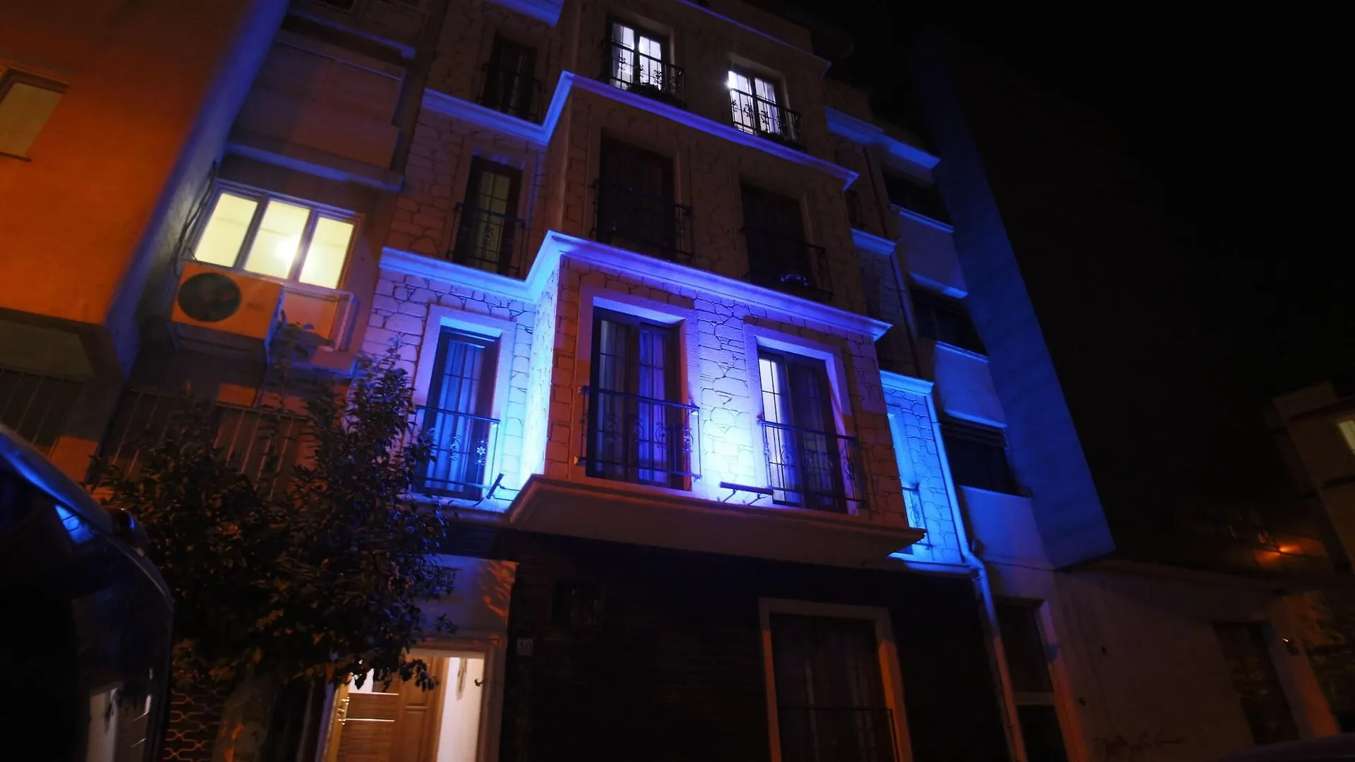 Siesta Apart & Hotel Σμύρνη