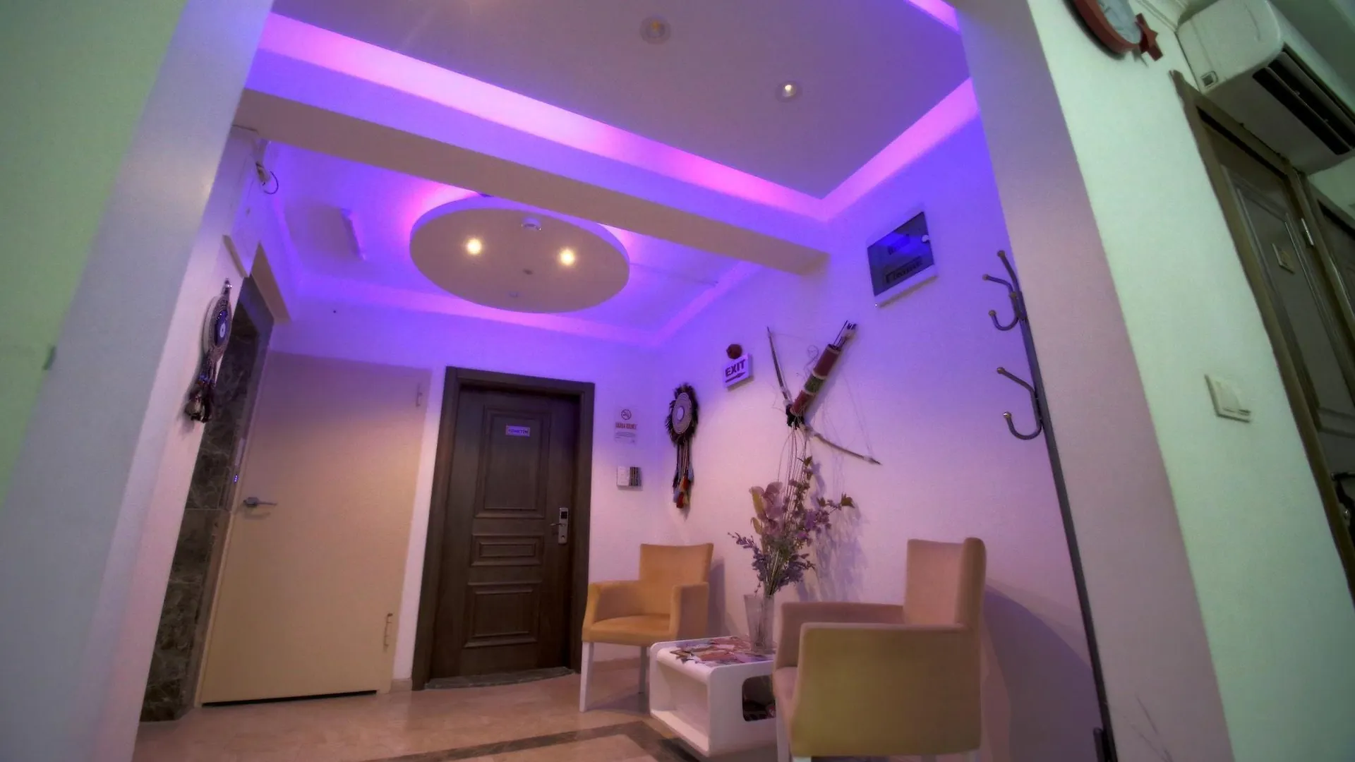 Siesta Apart & Hotel Σμύρνη
