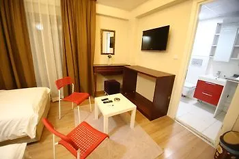Siesta Apart & Hotel Σμύρνη
